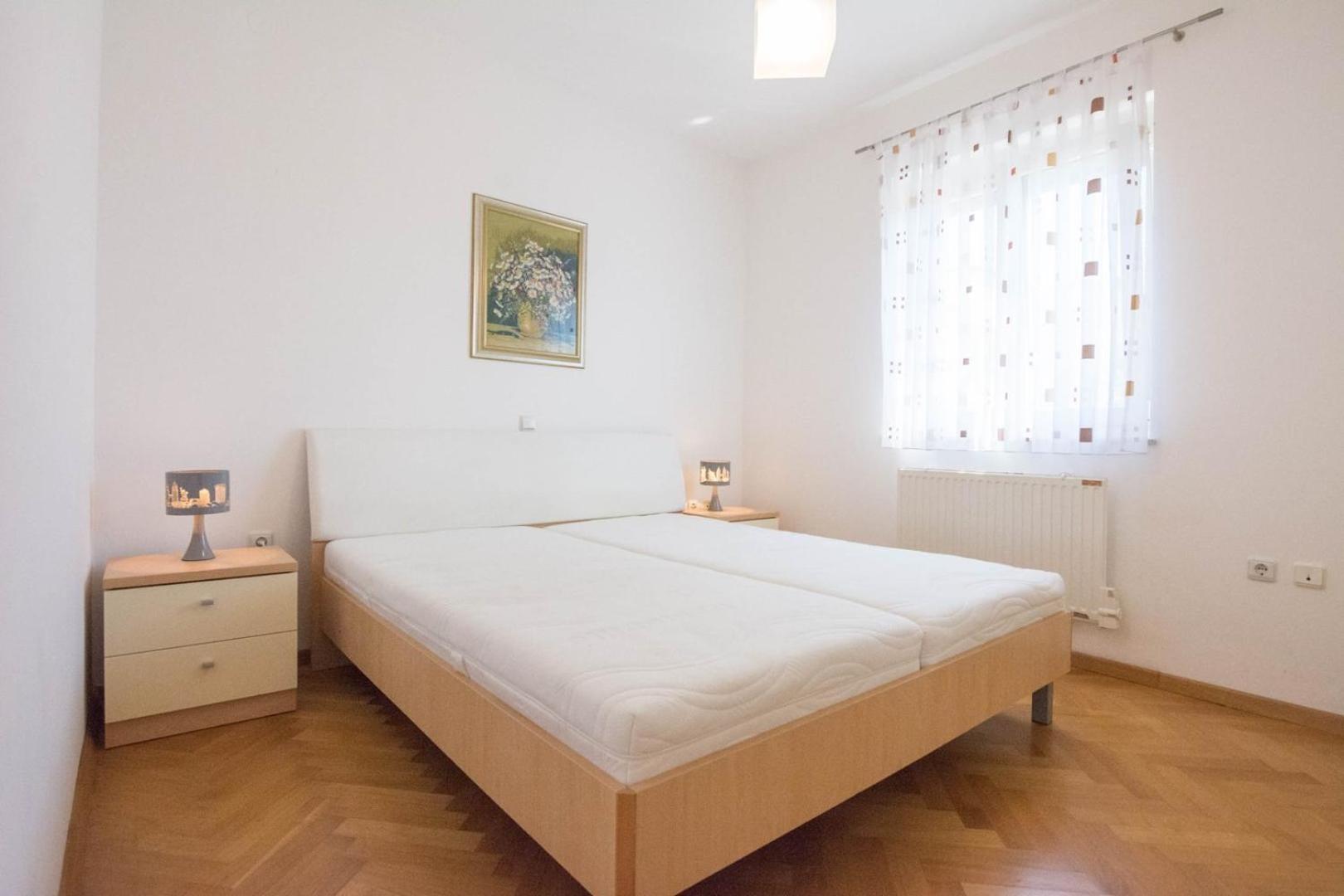 Spacious Apartment On A Great Location -Apartment Kuhta Biograd Na Moru Exterior photo